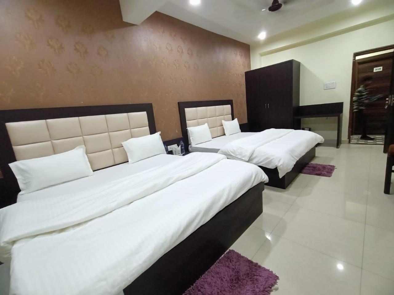 Mng Hotel Heritage Villa Kanpur Buitenkant foto