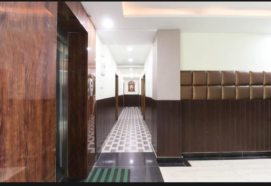 Mng Hotel Heritage Villa Kanpur Buitenkant foto